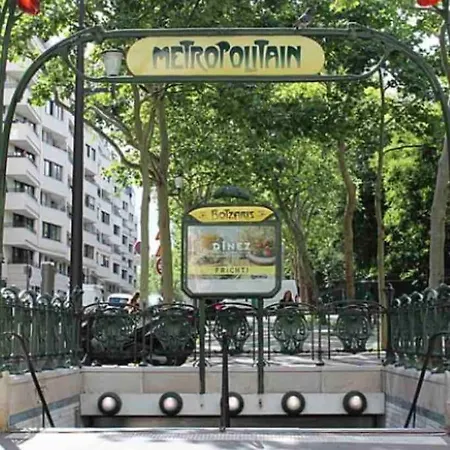 Appartamento Buttes Chaumont Refait à Neuf *