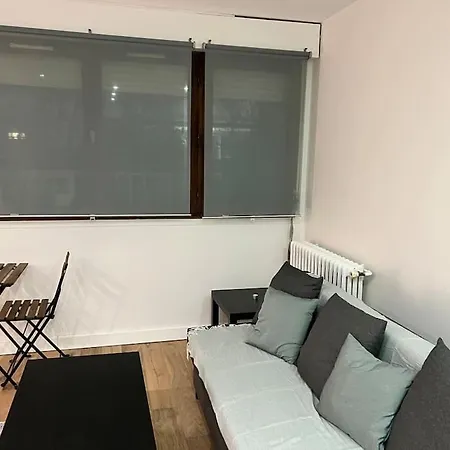 Appartamento Buttes Chaumont Refait à Neuf *