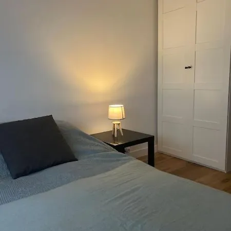 Appartamento Buttes Chaumont Refait à Neuf